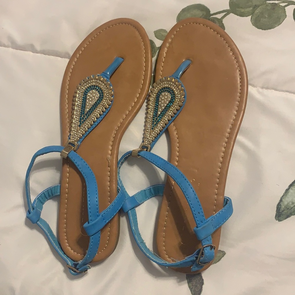 Women’s sandals
